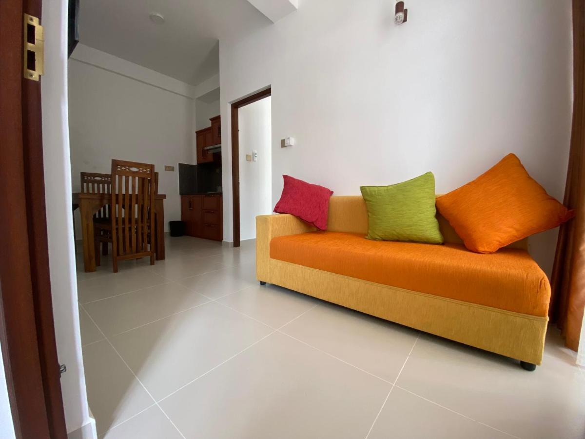 Aurelia Inn Канді Екстер'єр фото